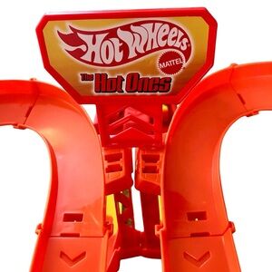 Hot Wheels The Hot Ones Double Loop Launcher Track Set Piece